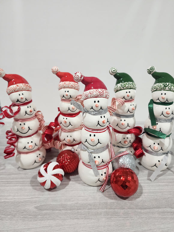 Snowmen Tower with scarves